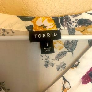 Torrid floral blouse